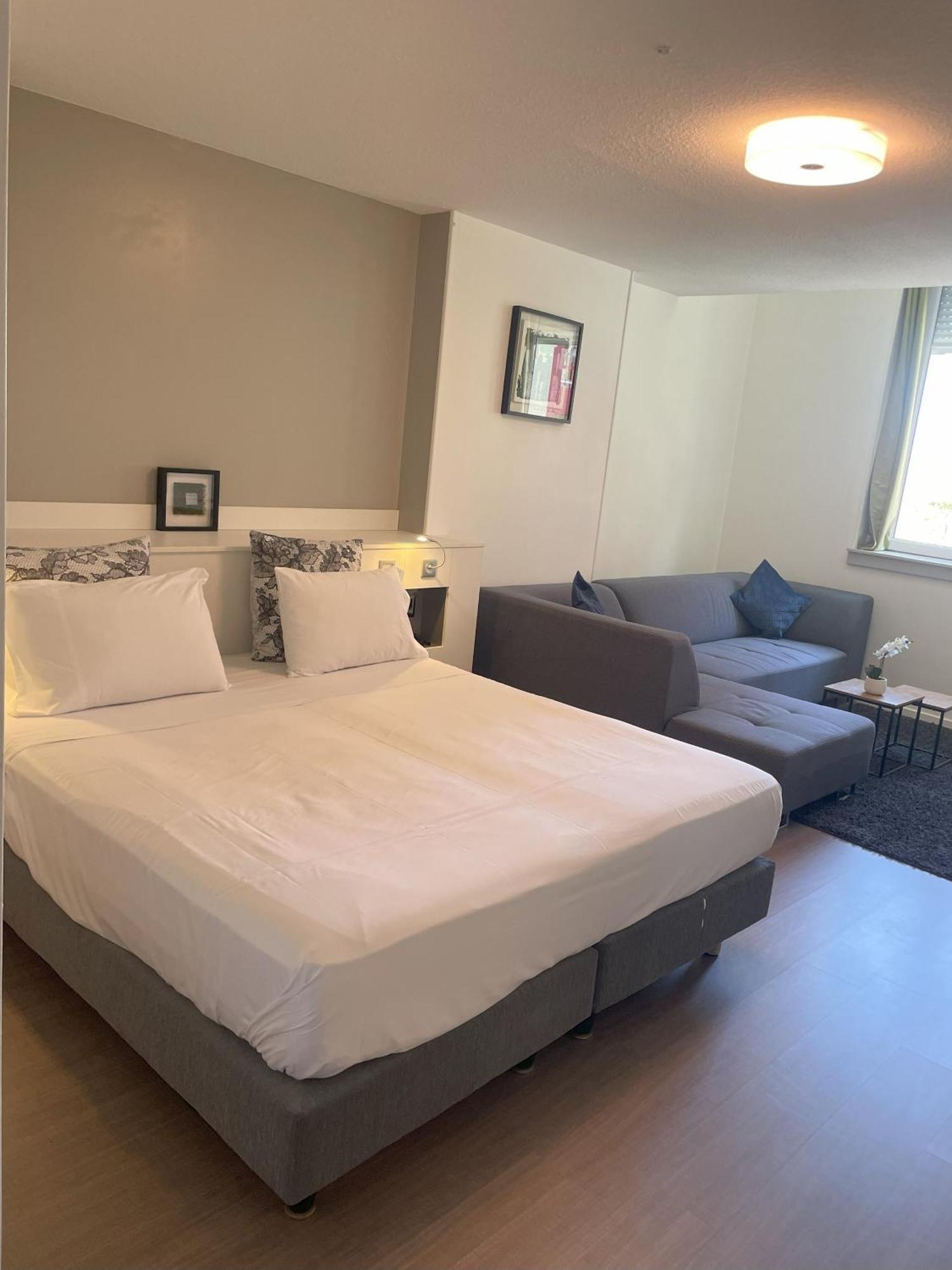Hotel Quai33 Saint-Etienne  Zewnętrze zdjęcie